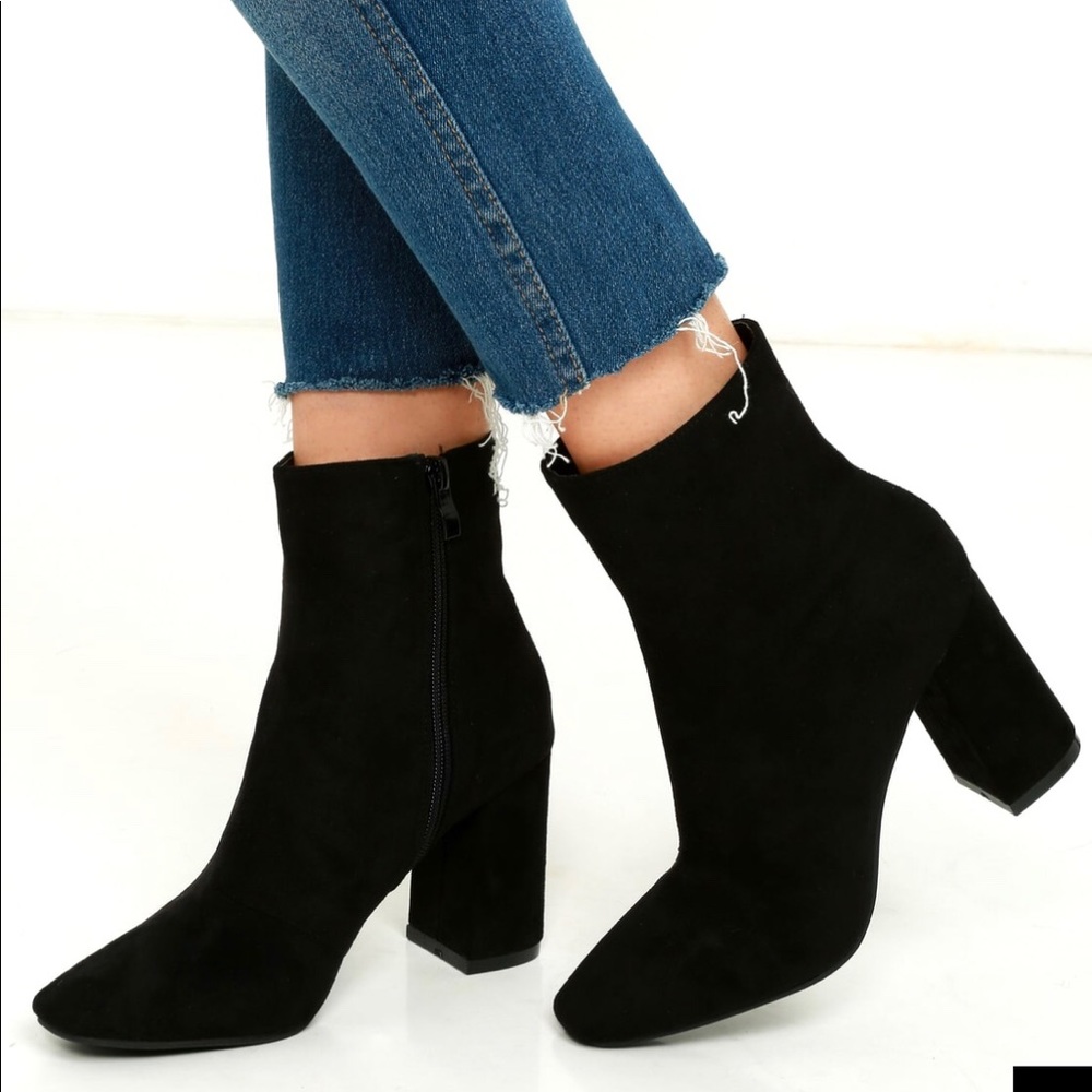 Lulus size 10 black suede booties